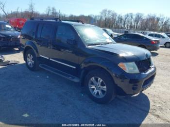  Salvage Nissan Pathfinder