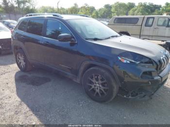  Salvage Jeep Cherokee