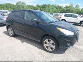  Salvage Hyundai TUCSON
