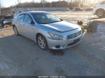  Salvage Nissan Maxima