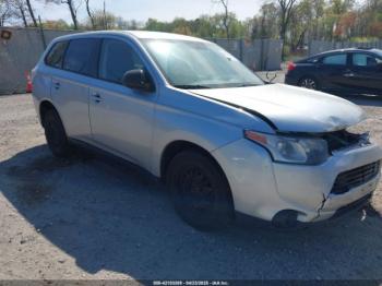  Salvage Mitsubishi Outlander