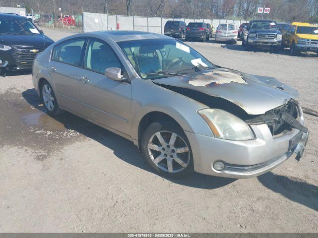  Salvage Nissan Maxima