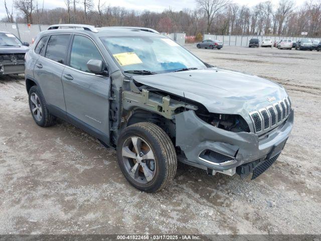  Salvage Jeep Cherokee