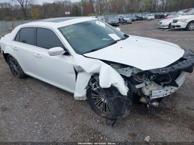  Salvage Chrysler 300