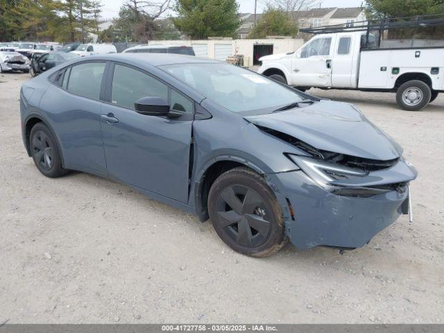  Salvage Toyota Prius Prime