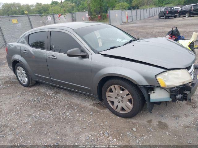  Salvage Dodge Avenger
