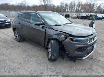  Salvage Jeep Compass