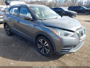  Salvage Nissan Kicks