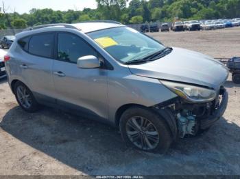  Salvage Hyundai TUCSON