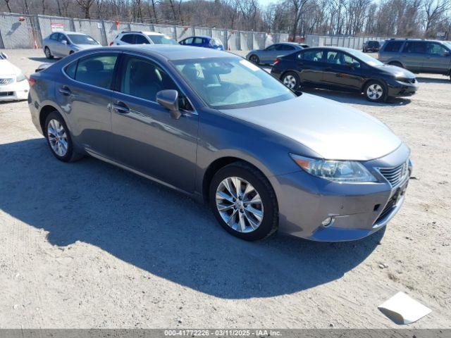 Salvage Lexus Es
