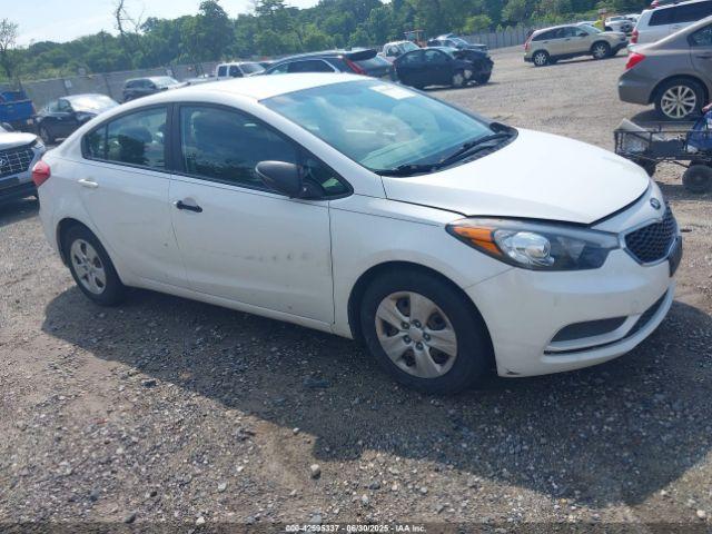  Salvage Kia Forte
