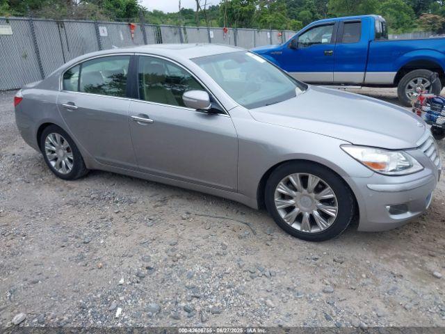  Salvage Hyundai Genesis