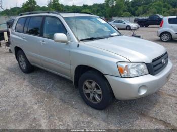  Salvage Toyota Highlander