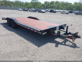  Salvage Cam Trailers Superliner Utility
