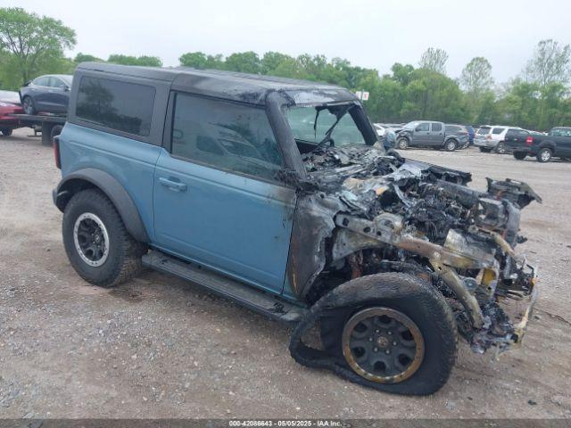  Salvage Ford Bronco