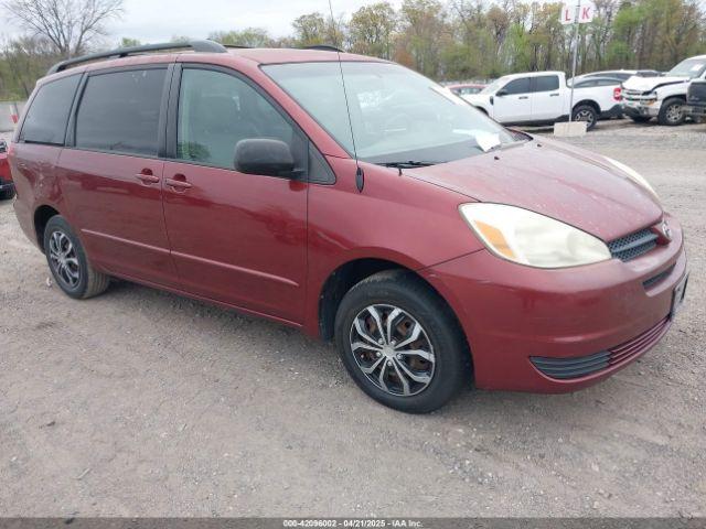  Salvage Toyota Sienna