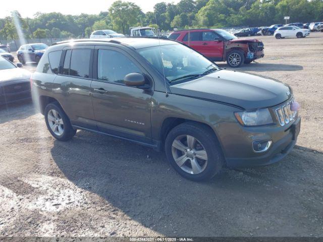  Salvage Jeep Compass
