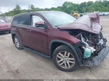  Salvage Toyota Highlander