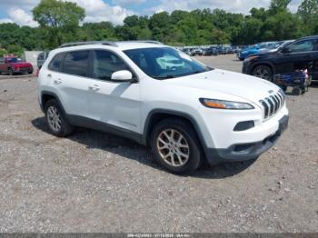  Salvage Jeep Cherokee