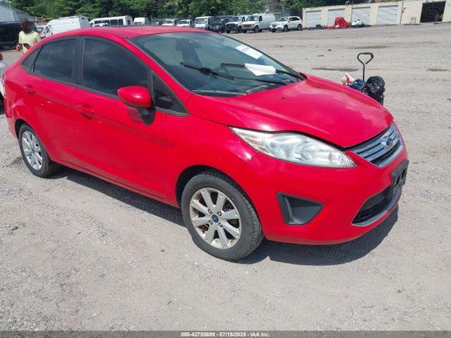  Salvage Ford Fiesta