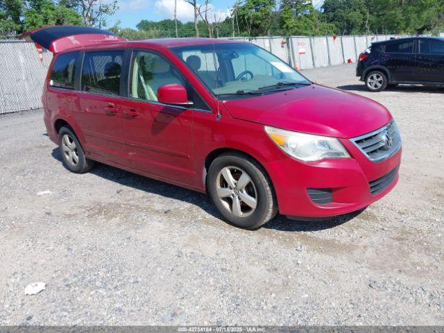  Salvage Volkswagen Routan