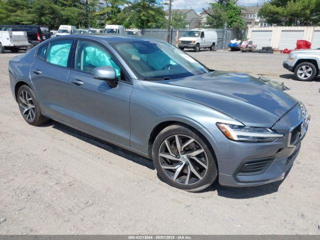  Salvage Volvo S60