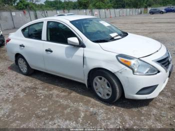  Salvage Nissan Versa