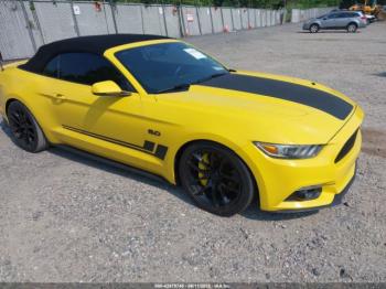  Salvage Ford Mustang