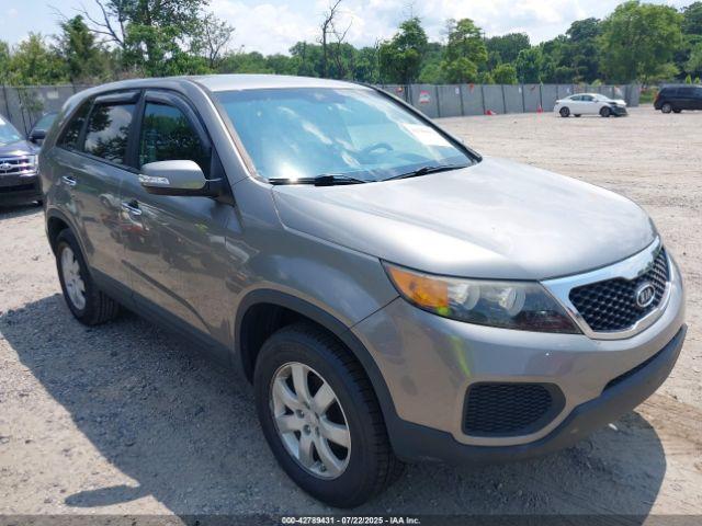  Salvage Kia Sorento