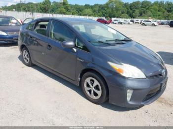  Salvage Toyota Prius