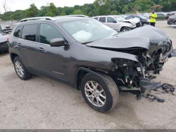  Salvage Jeep Cherokee