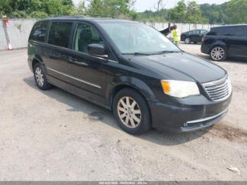  Salvage Chrysler Town & Country
