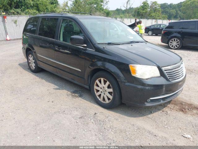  Salvage Chrysler Town & Country