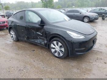  Salvage Tesla Model Y