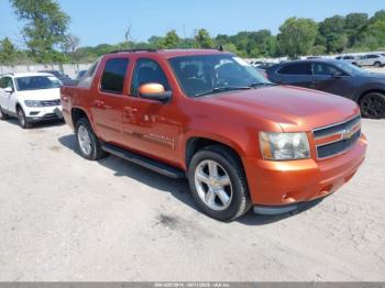  Salvage Chevrolet Avalanche 1500