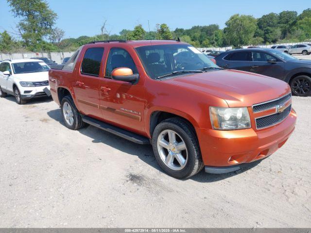  Salvage Chevrolet Avalanche 1500