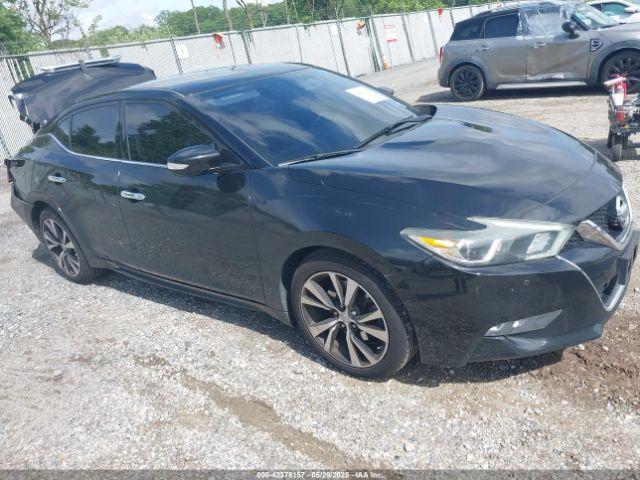  Salvage Nissan Maxima