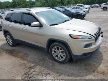  Salvage Jeep Cherokee