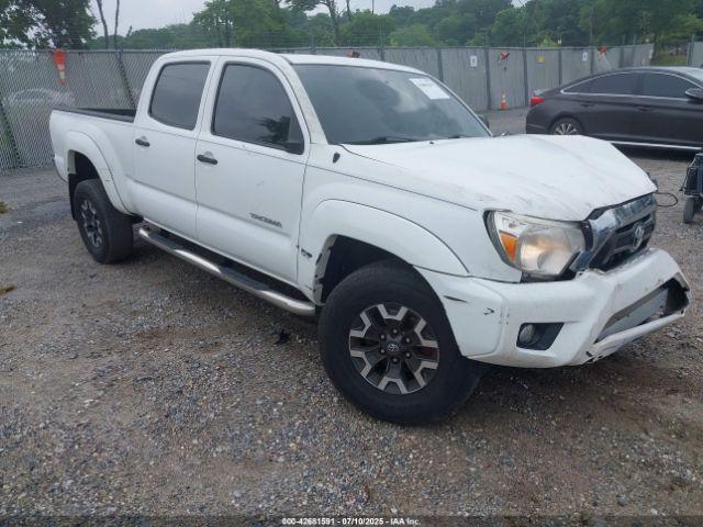  Salvage Toyota Tacoma