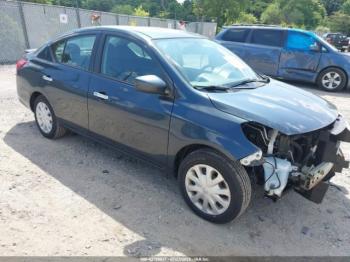  Salvage Nissan Versa