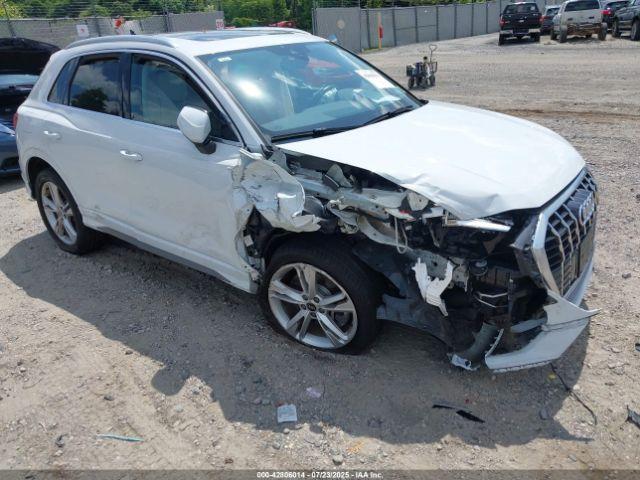  Salvage Audi Q3