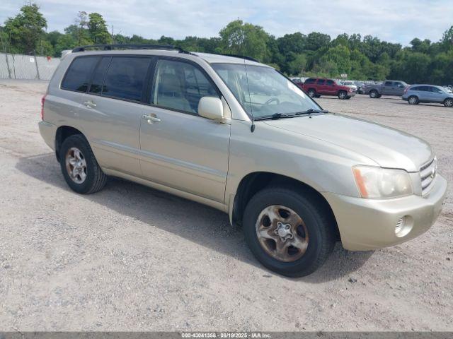  Salvage Toyota Highlander