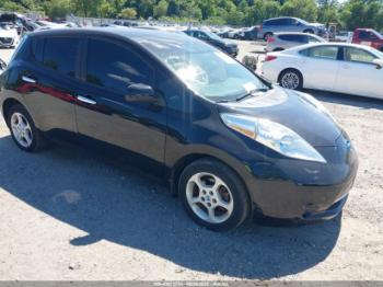  Salvage Nissan LEAF