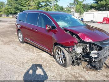  Salvage Chrysler Pacifica