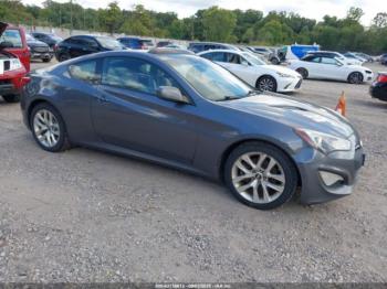  Salvage Hyundai Genesis