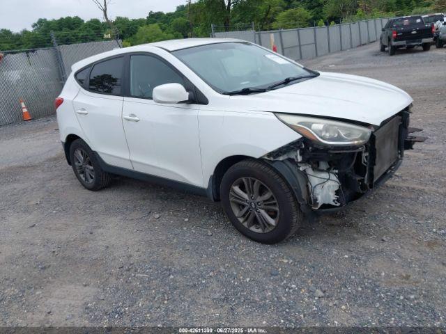  Salvage Hyundai TUCSON