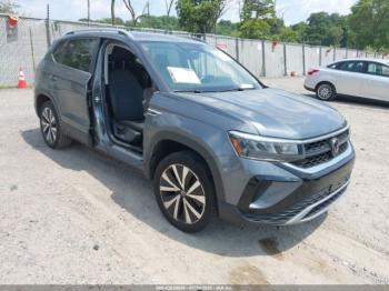  Salvage Volkswagen Taos