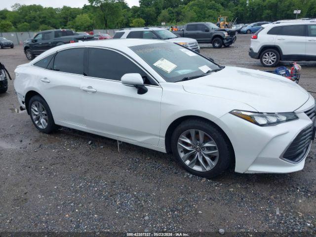  Salvage Toyota Avalon