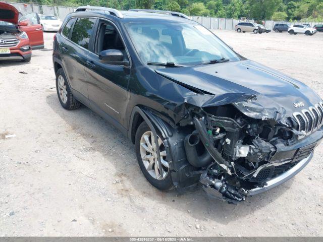  Salvage Jeep Cherokee