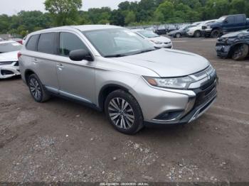 Salvage Mitsubishi Outlander